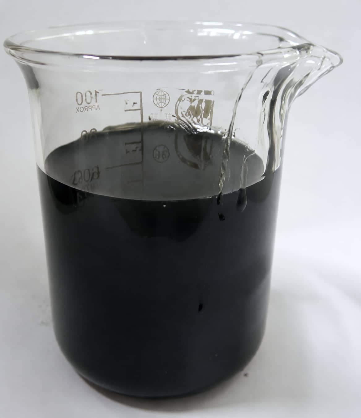 Comparison of cathode and anode slurry formulations for lithium-ion batteries, including NCM LFP PVDF NMP cathode system and graphite silicon-carbon CMC SBR anode system.