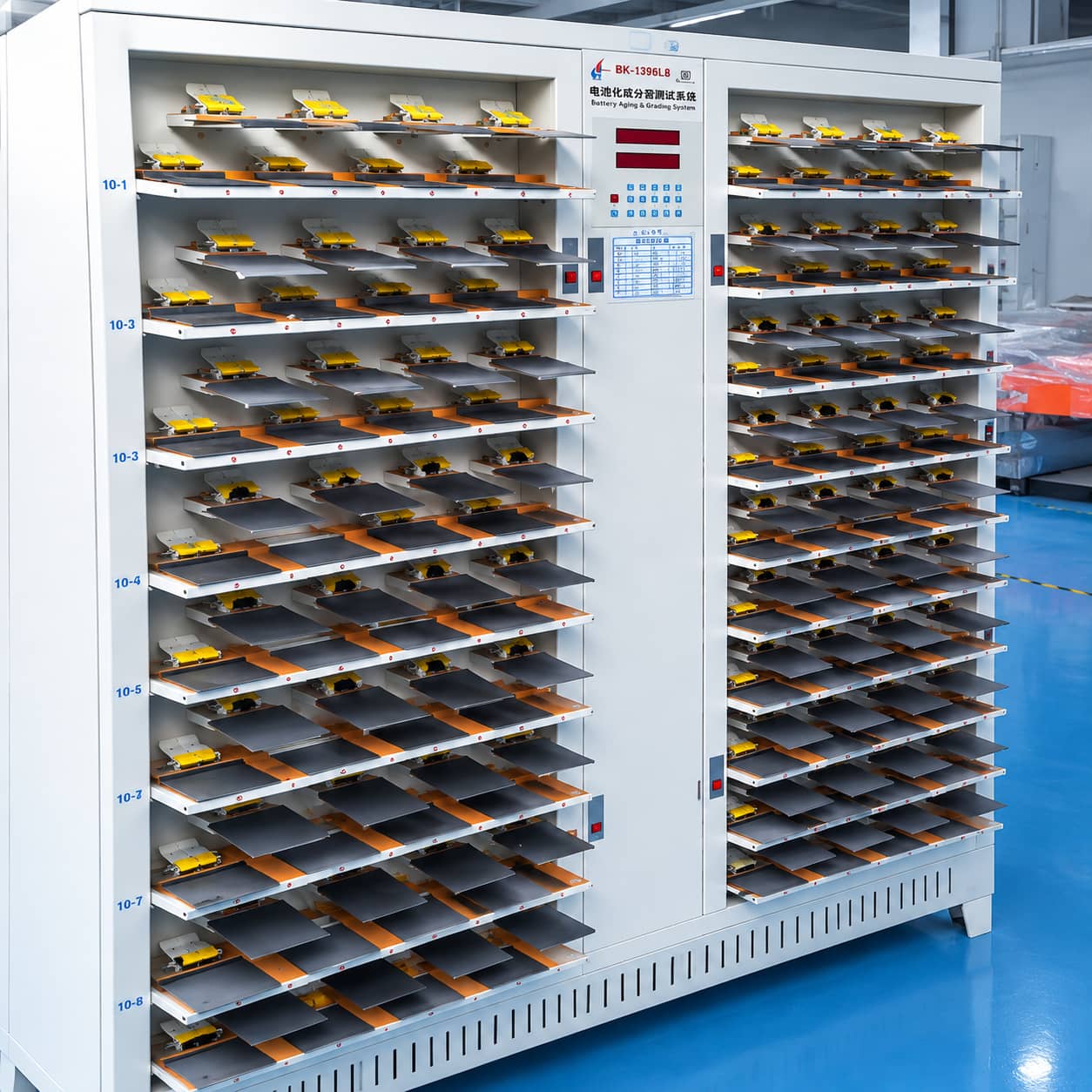 Lithium-ion battery capacity grading system performing charge-discharge cycling to measure cell capacity and classify battery cells into uniform groups for PACK assembly.