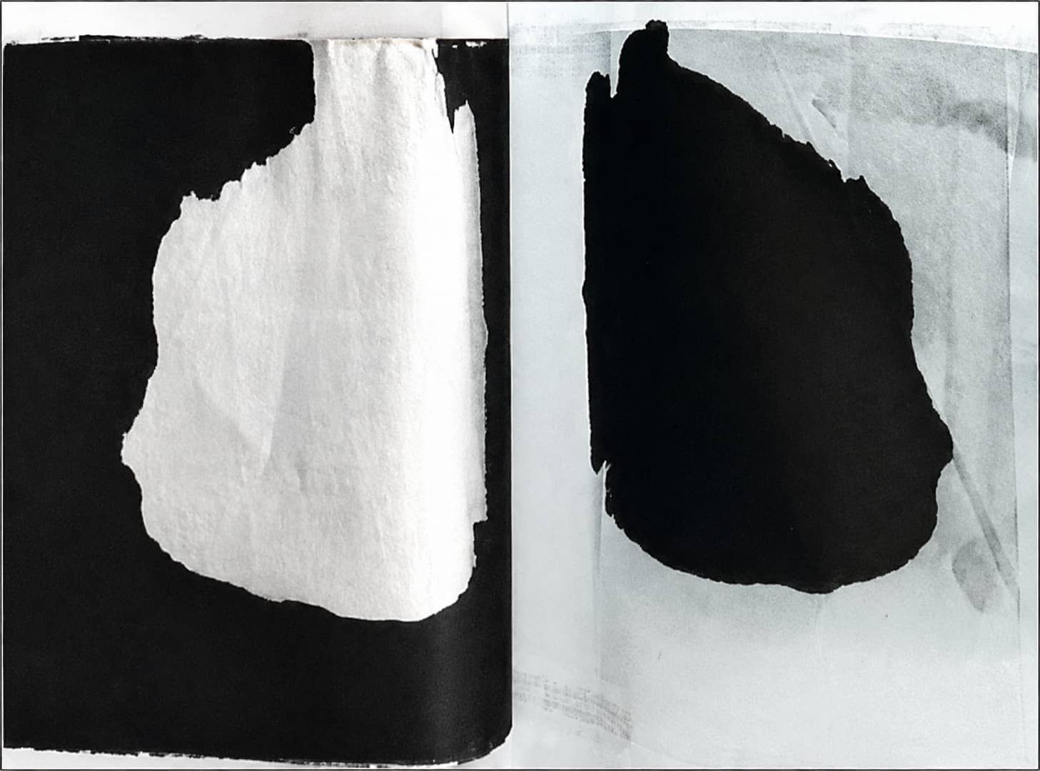 Peel test comparison showing electrode material adhesion on adhesive-coated and uncoated lithium-ion battery separators.